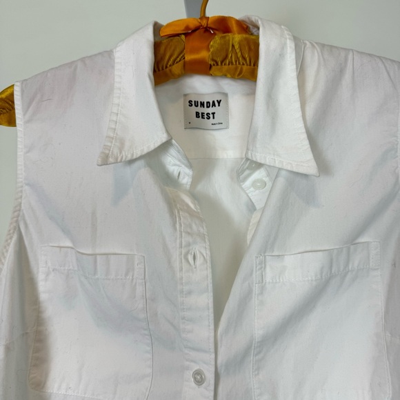 Sundays Best button up top - Picture 3 of 3